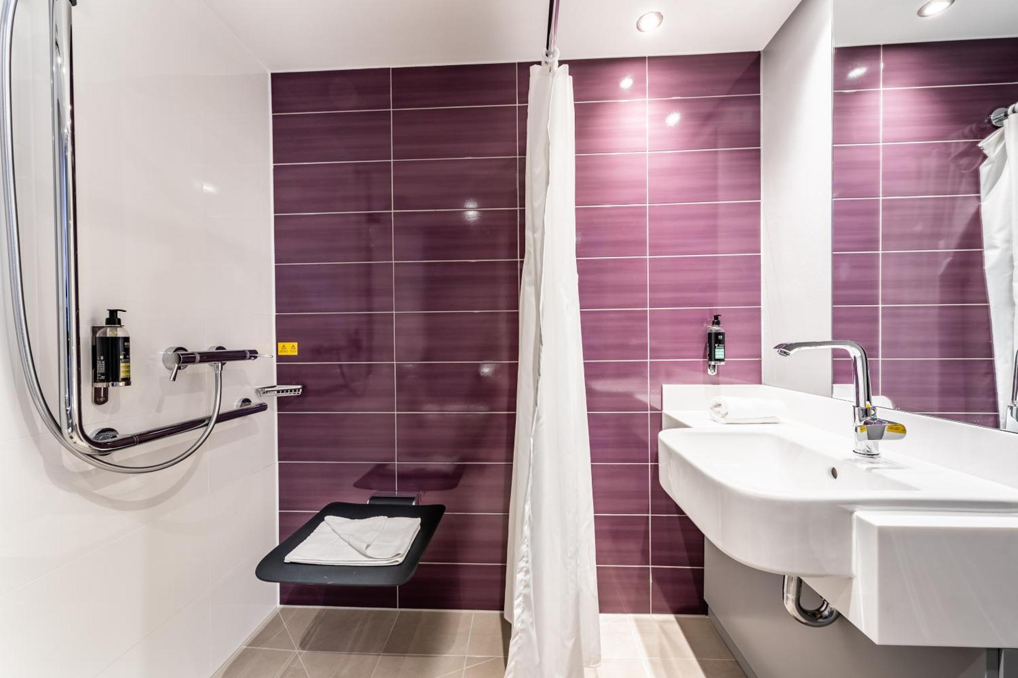 Premier Inn Essen City Limbecker Platz Esterno foto
